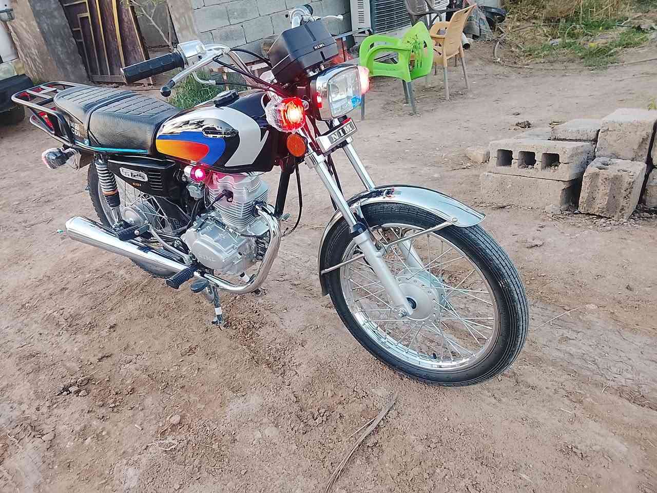 نامه 26 اوراق سكنر 
مكاني بابل سده الهنديه 
سعره 660وبيه مجال 
دراجه جديده
***********
