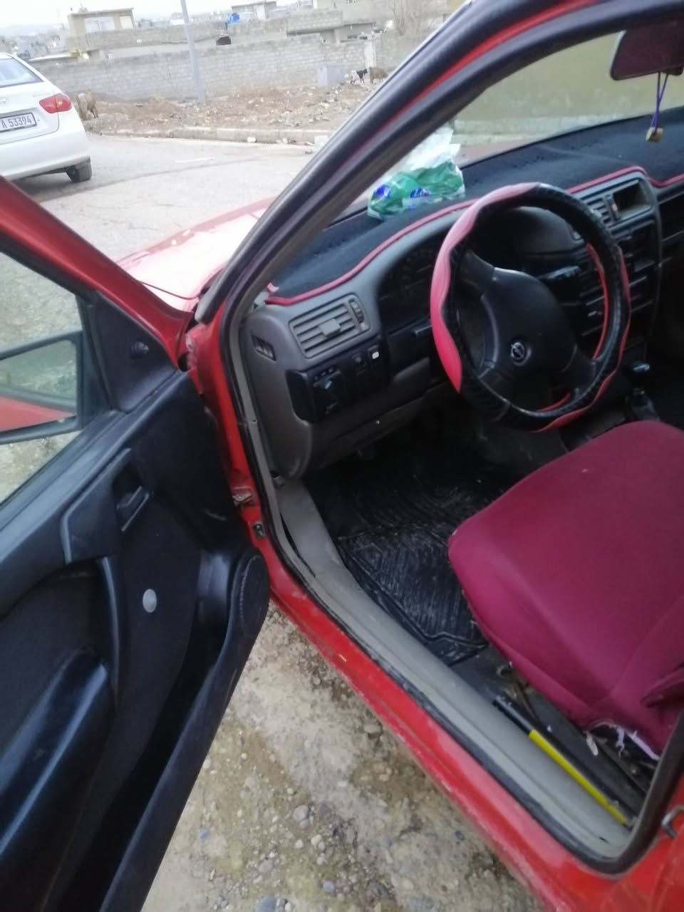 سلام عليكم يوجد اوبل فكترا للبيع حجم 20سياره نضيف صبغ فقط دوسه ودواير محرك فقط صرف كير شرط كابون بيهاا سنويه لل 28 شرط التحويل السعر 35 ويرهم مرواس وياا فكترا رقم الهاتف /***********
