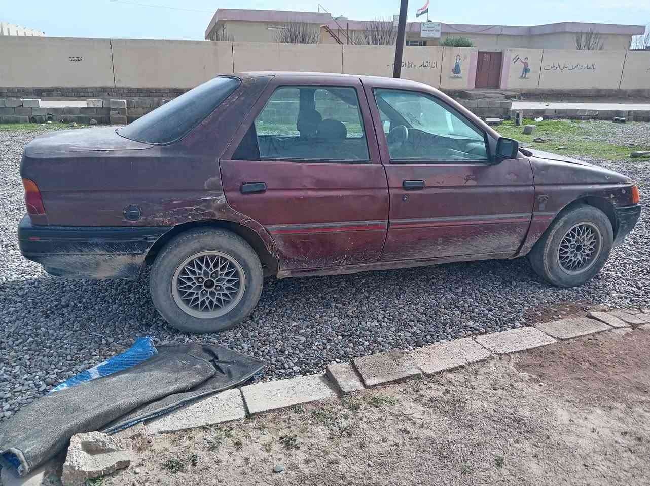 السلام عليكم سياره فورت اريدهه امراوس بستوته حسب القناعه العنوان الحويجه قريت الماحوز ويرهم بيع ***********
