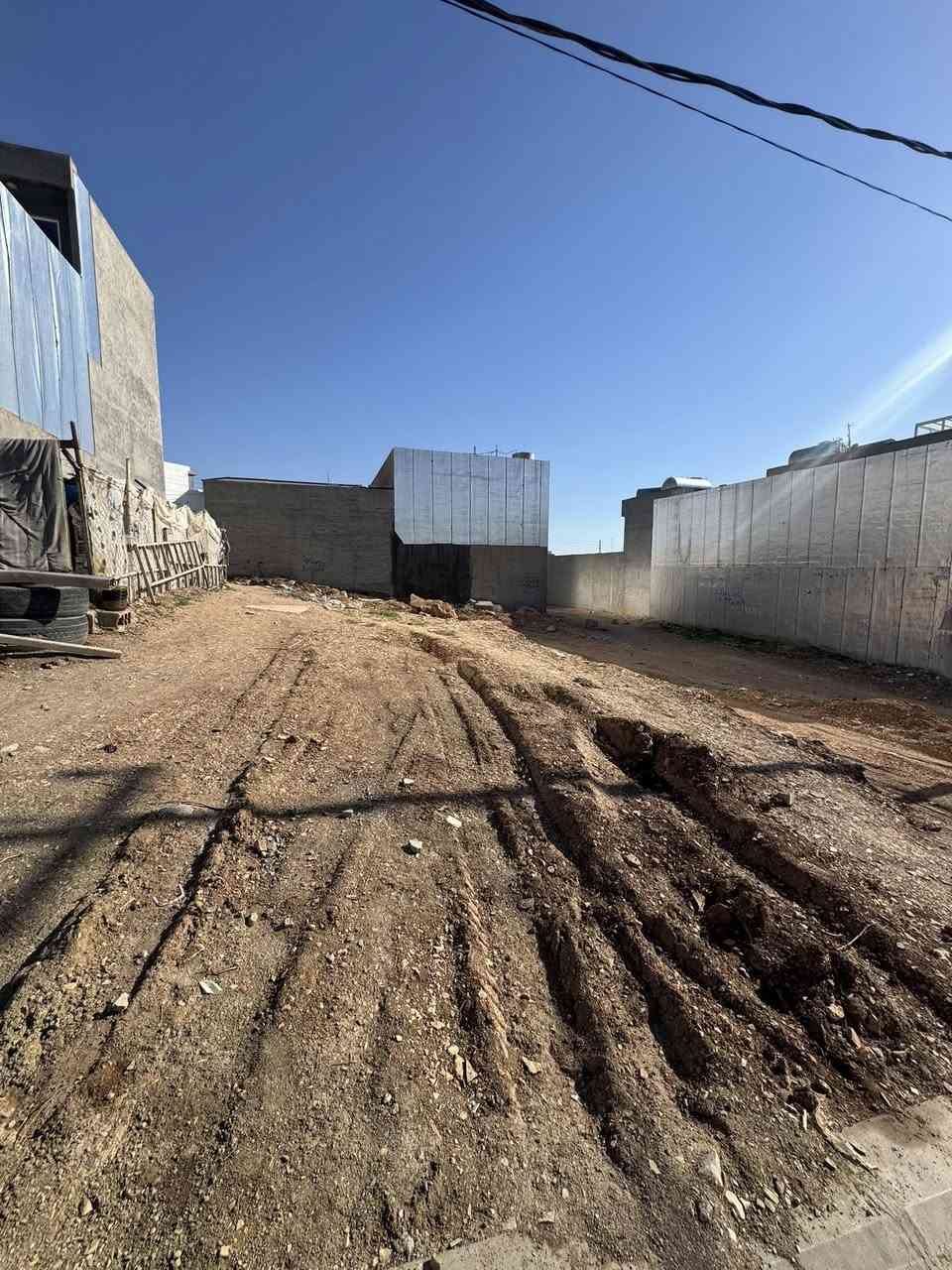 سەرەتا بەناوی خودا 
کۆد / 10915
زەوی نیمچە تیجاری بۆفرۆشتن 
📍ناونیشان/ 57کانی أبراهیم أحمد 
نزیک مزگەوتی فەجر  
📐ڕوبەر / 160
📏پێش/ 8 بە 20
🌕 ڕوو  / ناوشار 
🛣️شەقامی / 30 مەتری

تێبینی ( دوزەوین لە تەنیشت یەکا بەهەمان ڕوبەر و نرخ ) 
ــــــــــــــــــــــ
🖊️/ بۆ زانینی نرخ  کۆمێنت بکە 
ــــــــــــــــــــــــ
بۆ پەیوەندی📞
☎️***********
☎️***********
ـــــــــــــــــــــــــــ
تۆی بەڕێز موڵکت هەیە دەتەوێت بیفڕۆشیت یان بیدەیت بەکرێ زانیاریەکانمان بۆ بنێرە هاوکارتان دەبین 
‏‎*********** ☎️واتس ئاپ"فایبەر 
‏‎یان سەردانی نوسینگەی(جوانی موڵك)بكەن
‏‎ناونیشان"ئیبراهیم ئەحمەد"بەرامبەر دیلان سیتی
