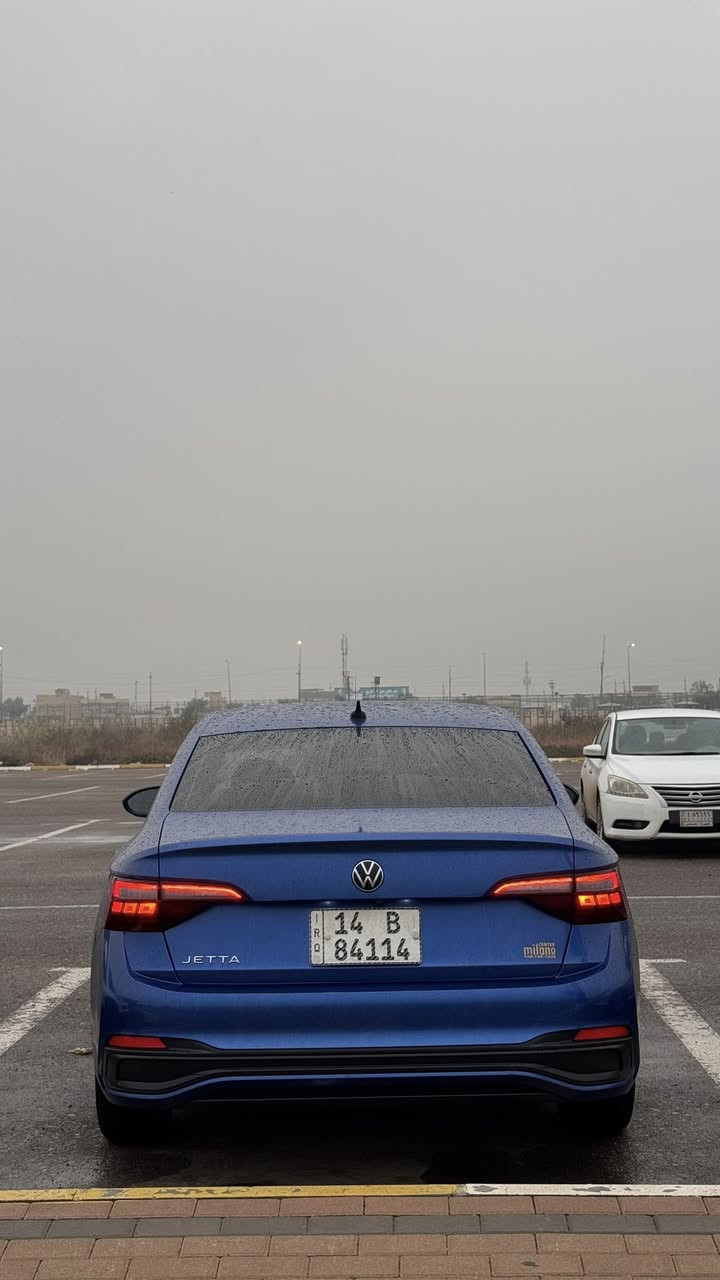 ❌للبيع ❌
فولكسواجن جيتا 2023 
محرك 1500 تيربو  
گير عادي 6 سرعات 
تحكم ستيرن 
شاشة تدعم كاربلي 
رادار امامي 
رادار خلفي 
نقاط عمياء 
سايد بريك بصمة 
عينة الكترونية 
كاميرا خلفية 
نظام ايكو 
تخم تاير جديد توني شادة قبل اسبوع 
كفالة عامة  
تقرير غرق للدوسة تعمل وتسير من امريكا مابيهة اي مشكلة 
ماشية 34 الف 
السيارة جداً اقتصادية ونشطة ومابيهة نقص برغي شغل واطلع لاربيل 
مكاني البصرة حي المهندسين 
السعر 140$ وبيهة مجال 
للاستفسار 
واتساب : *********** 
اتصال : ***********
