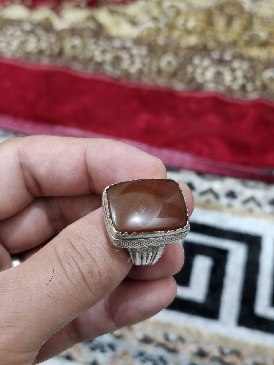عقيق يماني كبدي للبيع حجر ذمة اصلي صياغة يدوية


**إذا كنت صاحب هذا الإعلان وتريد حذفه لأي سبب، رجاءا أرسل رسالة إلى الدعم الفني**