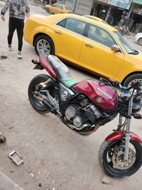 سي بي فور ٢٠٠٠ • كمرك مدفوع • كفالة