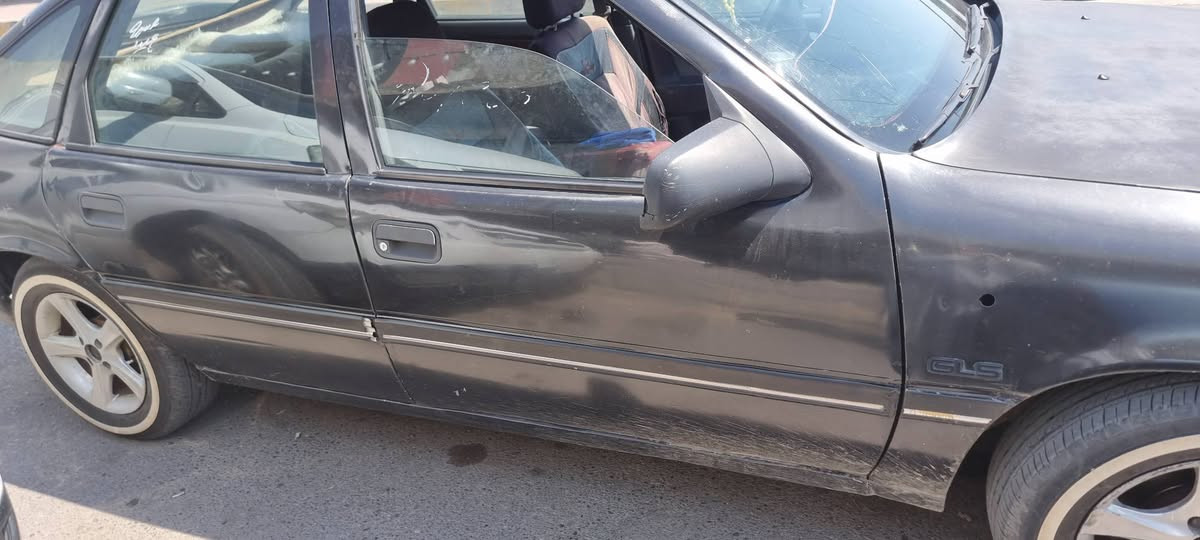 للببع فكترا حجم 20..مكينه وكير شرط تخم تايت خط ابيض جديد.. وشرط التحويل..كوبون بانزين بيه بيه ضرار بل جاملغ الخلفي شبر ..سعر 31وبيه مجال..رقم الهاتف ***********   ***********
