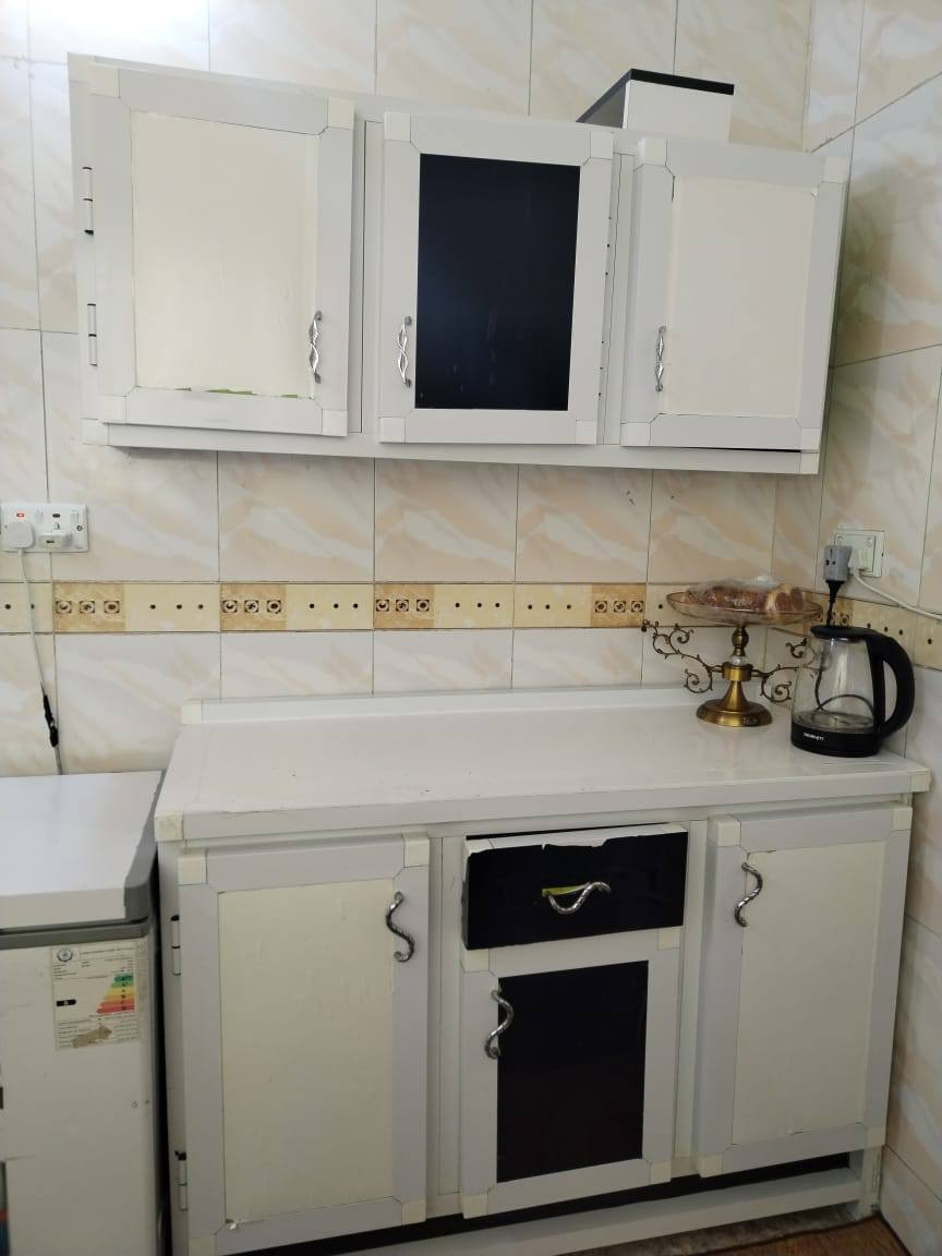 غراض للبيع
ميز  بلازمة تكمة قوية  ٧٥ الف 

كاونتر ٣٠٠ 

***********

مكان النجف حي القدس
