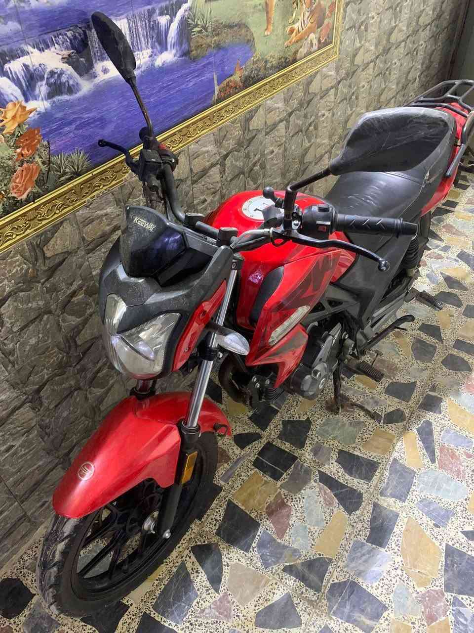 للبيع دراجه اركي موديل 2023 مكفوله رقم وسنويه بس دراجه متتحول سعر 1700 بيها مجال مكاني بغداد البلديات لاستفسار ***********واتساب
