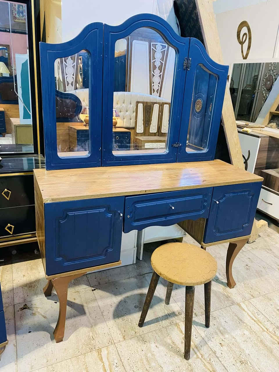 غرفة نوم تركي مستعمل
تتكون 👈8 👈 قطع 🥰
نضافة 85%💯
السعر 700
مع نقل وشد داخل بغداد مجاني


**إذا كنت صاحب هذا الإعلان وتريد حذفه لأي سبب، رجاءا أرسل رسالة إلى الدعم الفني**