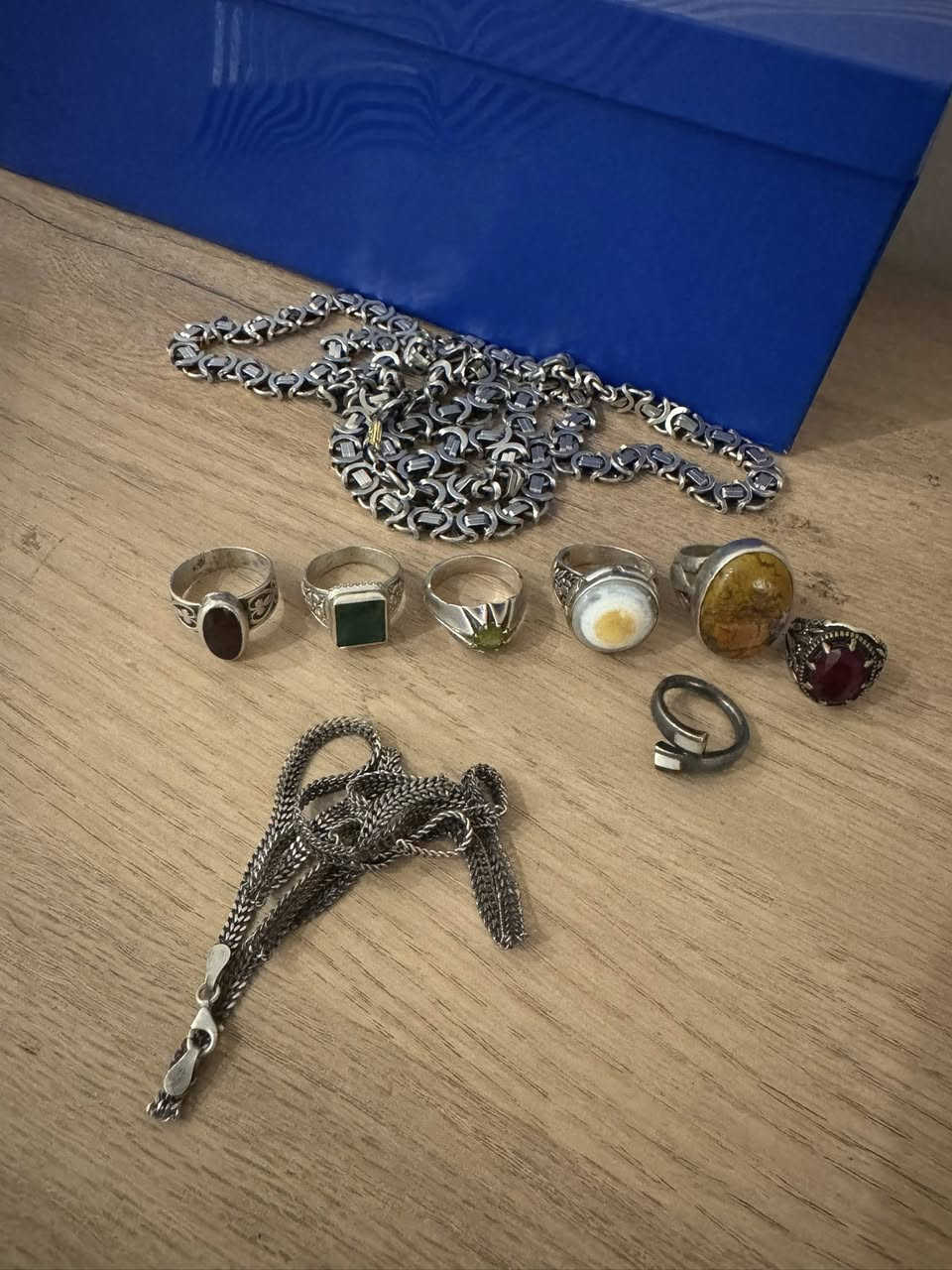 السلام عليكم … للبيع شلعة وحدة مكاني بغداد و موجود توصيل بغداد فقط


**إذا كنت صاحب هذا الإعلان وتريد حذفه لأي سبب، رجاءا أرسل رسالة إلى الدعم الفني**