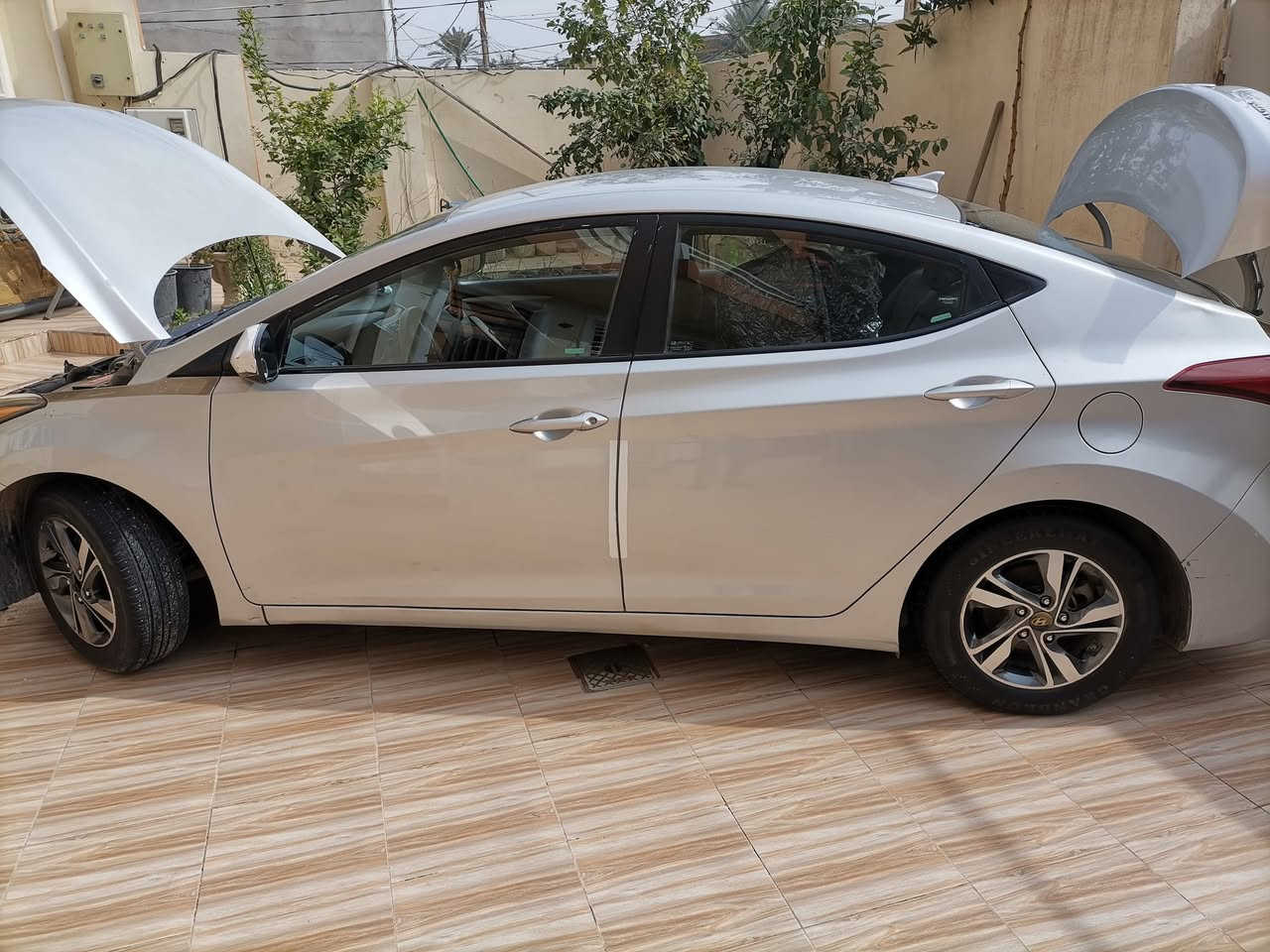 النترا وارد امريكي
رقم بغداد / مرور الحسينيه
حادثها جامرلغ جانبي
ايرباك برده جانبيه طاك
السيارة نظيفه ومتكامله
للاستفسار أكثر الاتصال على الرقم *********** واتس
السعر ١٢٠
