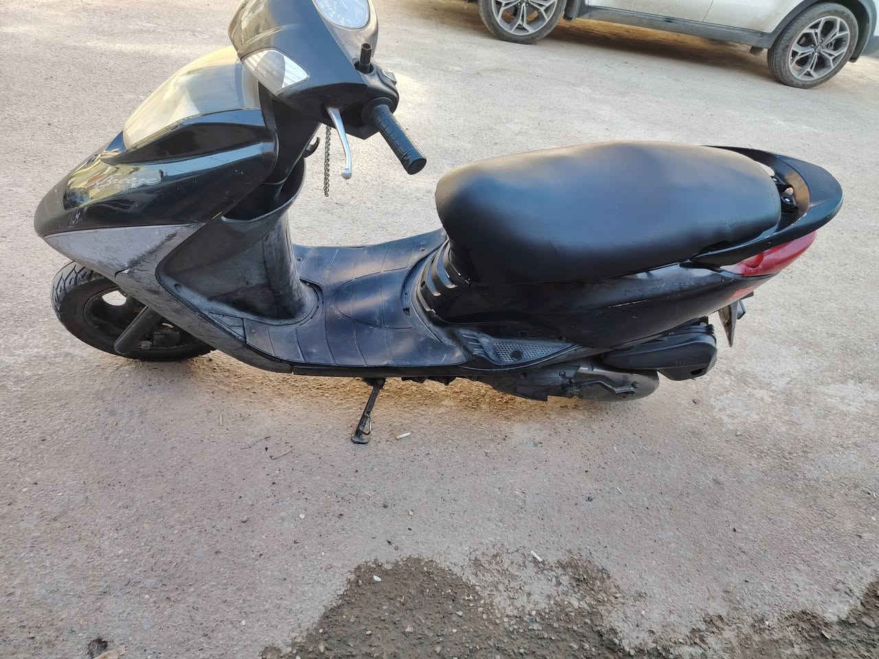 سلام عليكم دراجه بريز للبيع مقفوله كفاله عامه سلفندر كهربائيات شغاله عنوان زعفرانيه سعر 550 رقم ***********
