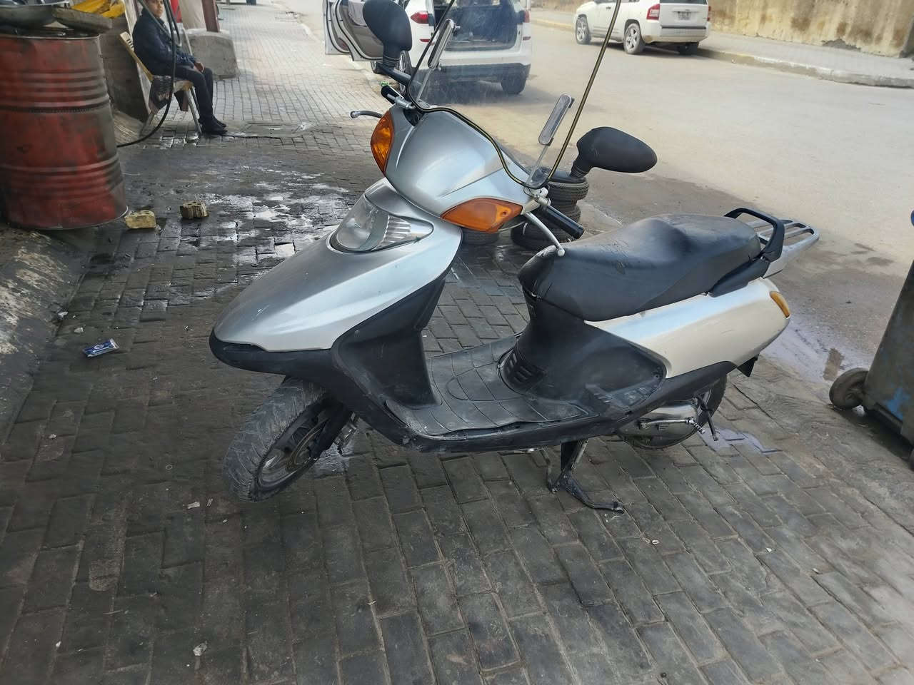 سبيسي ياباني مو صيني مجفته فقط بستم ولفات مبدل تايرات جدد نكره سلف دراجه خير من الله شوفه العين ب٥٠٠ وبيهة مجال قليل
هاذا رقمي نت ماعدي والله فقط تصال
***********
مكانه دوره ابو دشير
