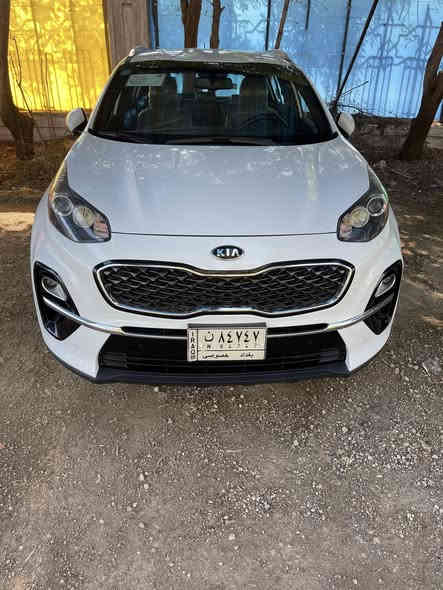 السلام عليكم. كيا سبورتج 2019خليجي  مكفوله من الضربه والصبغ بس بيها رصعات وشخط خفيف   ماشيه 75الف k رقم بغداد بأسمي.  مواصفات عاديه سويج السعر 195   مكاني بغداد نفق الشرطه شارع السفارات  للاتصال ***********
