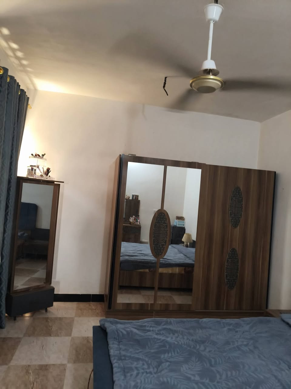 غرفه نوم للبيع  بسعر ٤٠٠ الف 7 قطع نضيف كل عيب مابي 
معرض فراش متر سعر١٠٠  الف كل عيب مابي  وية بردة مالته
عنوان خانقين 
للتواصل خاص


**إذا كنت صاحب هذا الإعلان وتريد حذفه لأي سبب، رجاءا أرسل رسالة إلى الدعم الفني**