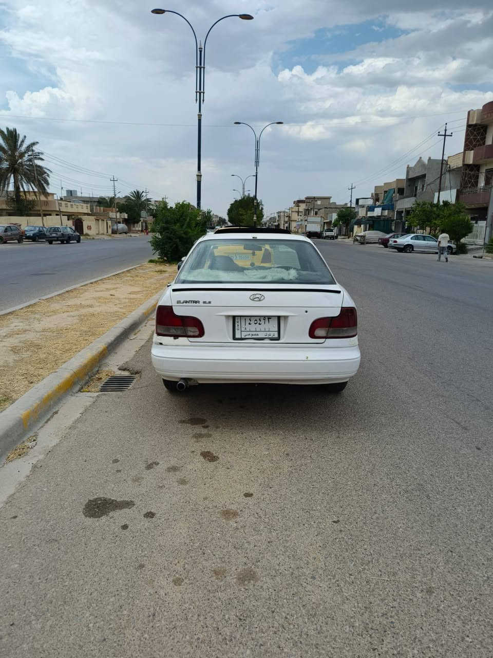 للبيع هونداي النترا1993سنويه جديده ارقام انكليزي باسمي شخصيا شرط التحويل أو الوكاله محرك شرط كير اوتوماتيك شرط تبريد مع السويج طخم تايرات فوق الوسط صدر امامي وخلفي شرط داخل نظيف فول سياره مال جناي ومال بيت 
السعر 33وبيها مجال بسيط مكان السياره كركوك ***********
