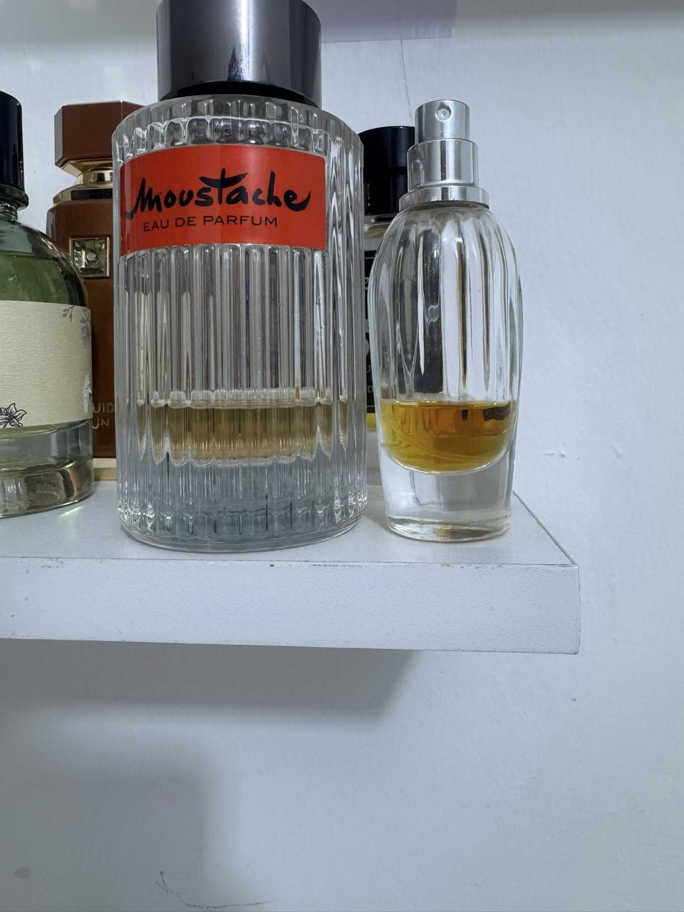 السلام عليكم مجموعه عطور مستخدمه للبيع
سبشل من o3 ٤٥ الف 
بايونت عطر الدكتور طارق النجار متوقف انتاجه ٨٠ الف 
سبايسي عود من ابراهيم القرشي ٣٥ الف
موستاش متبقي مثل مموضح + ٥ مل ناكسوس اصدار قديم ٤٠ الف
تقسيمات عدد ٢ مانكو يونك لگجري + اربيان تونكا ٤٥ الف
متوفر توصيل 
تحياتي للجميع


**إذا كنت صاحب هذا الإعلان وتريد حذفه لأي سبب، رجاءا أرسل رسالة إلى الدعم الفني**