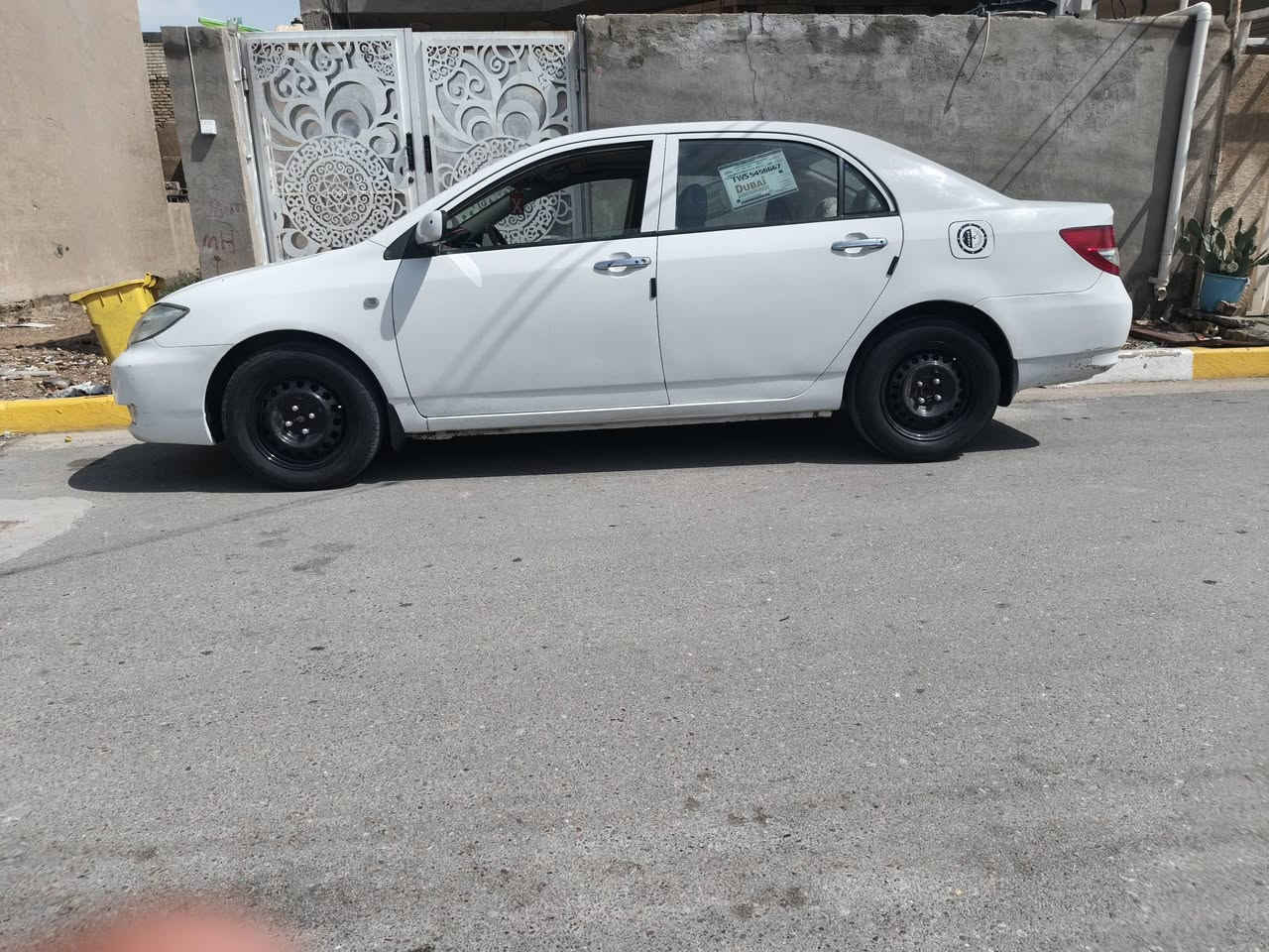 السلام عليكم
بي وأي دي  f3 2013 رقم بغداد كير أوتوماتيك مصبوغة حزام جماليه أثر جراد بدون ضربه تبريد ثلج تدفئة شغاله حداادية جديدة تايرات جدد سياره خير من الله دواخل نظيفه كلش فتحه سقف ( شاشه تاب) السعر 57 وبيها مجال مكاني بغداد

للاتصال ***********
