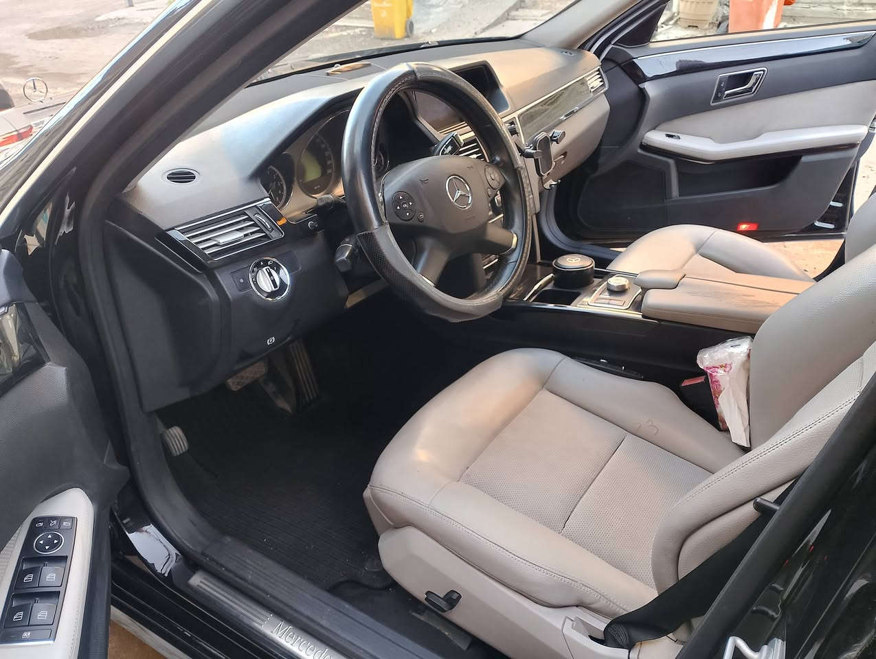 السلام عليكم .. اخوان عندي مرسيدس فئة E350 ستة سلندر رقم اربيل باسمي جاهزة من كل النواحي اريد مراوس سورنتوا حسب الموديل والنظافة وانطي فرق الي يرغب التواصل على الخاص او الاتصال ***********والتوفيق للجميع يارب
