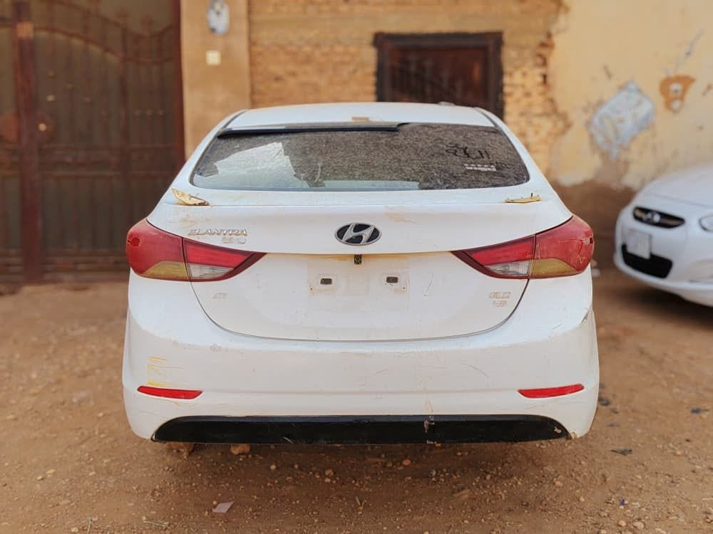 @إشارة 

" للبيع في الخرطوم شرق النيل "

النترا 2015
قير أوتوماتيك
دبل تكيف❄💨
قوائم فل الفل
عربية نظيفة

🛑 النواقص:
3 لساتك /لديترين/ ضفيرة مكنة
------------------------
السعر 35 تفاوض للزبون الجادي
عمولة 500 من المشتري
------------------------

للتواصل:0904883335
0926935103


**إذا كنت صاحب هذا الإعلان وتريد حذفه لأي سبب، رجاءا أرسل رسالة إلى الدعم الفني**