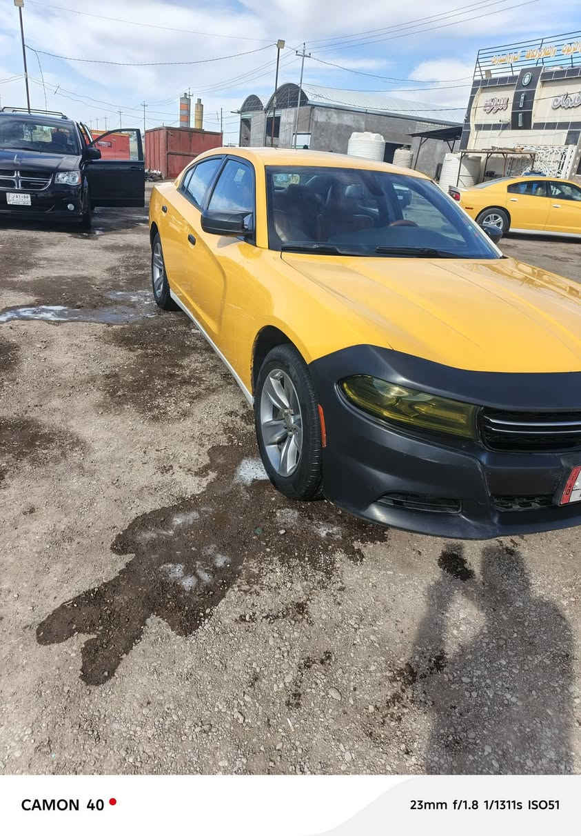 سلام عليكم جارجر موديل 2016اصل رقم انبار مشروع وطني بسمي تحويل ثاني يوم  مصفره هيه وغرامات مروريه  كير ومكينه وكسن مكفوال حداده تخم تاير جدد خط كربلاء سوك الشيوخ  سياره وارد كندي شاشه عارض  خط كربلاء سوك الشيوخ  بدون اي رباك بس باب لخلفي مبدل فقط السونار معروض وين النشر السعر 180بيه مجال بصيط سياره جاهزه ***********
