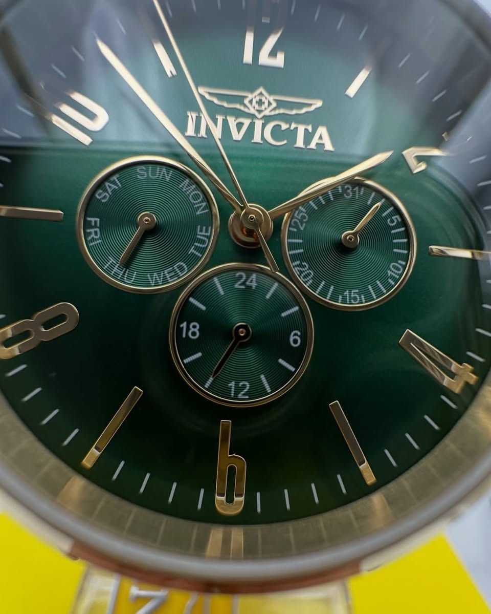 انفكتا اصلي وكاله
جديد غير مستخدم مع العلبه الاصليه 
مكينه ياباني 
جميع السناتر شغاله 
تاريخ شهري+أسبوعي+توقيت
12و24 ساعه
مينا جداً مميزه
القطر 43
سعر 100$


**إذا كنت صاحب هذا الإعلان وتريد حذفه لأي سبب، رجاءا أرسل رسالة إلى الدعم الفني**