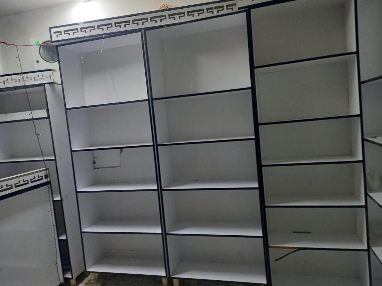 جديد مستعمل قليل الارتفاع  2.250 ×90×30
سعر الرف 70  واذا كميه بيه مجال 15 رف 
صيدليه أسواق محل بضاعات


**إذا كنت صاحب هذا الإعلان وتريد حذفه لأي سبب، رجاءا أرسل رسالة إلى الدعم الفني**