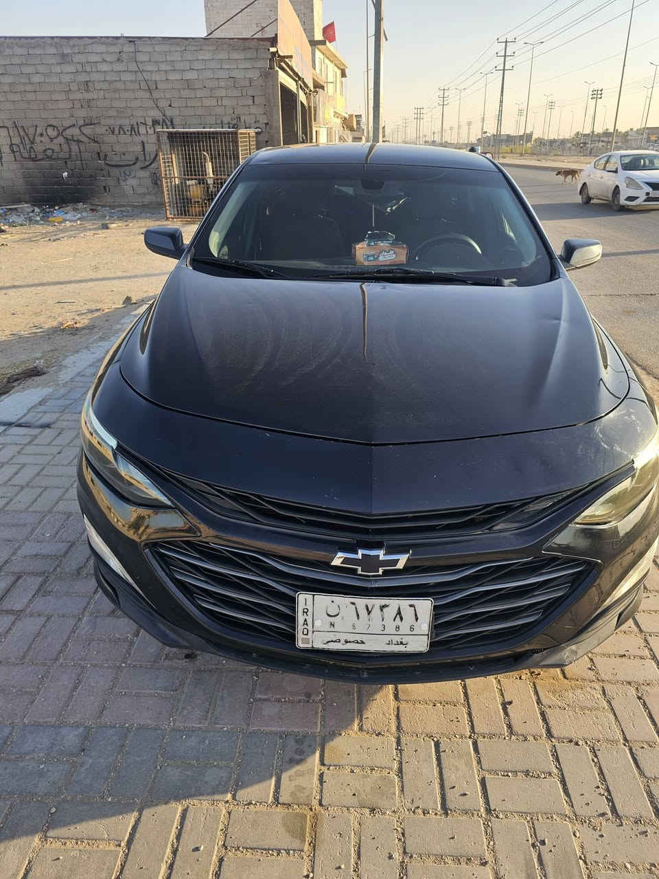 السلام عليكم....
ماليبو ١٩ رقم بغداد
محرك 1500تيربو 
دخول السياره كلين من امريكا 
بل عراق صاربيها حادث بدون داخل ٣ قطع صبغ بدون تبديل 
السياره ادامه كامله 
حداديه ٩٠ %
نظافة المحرك ٨٠%
نظافة الكير ٩٠ %
داخلها نظيف ١٠٠ % ادامة الغرفه واغسلها 
السعر ١٠٠ وبيها مجال 
*********** بيع او مراوس
