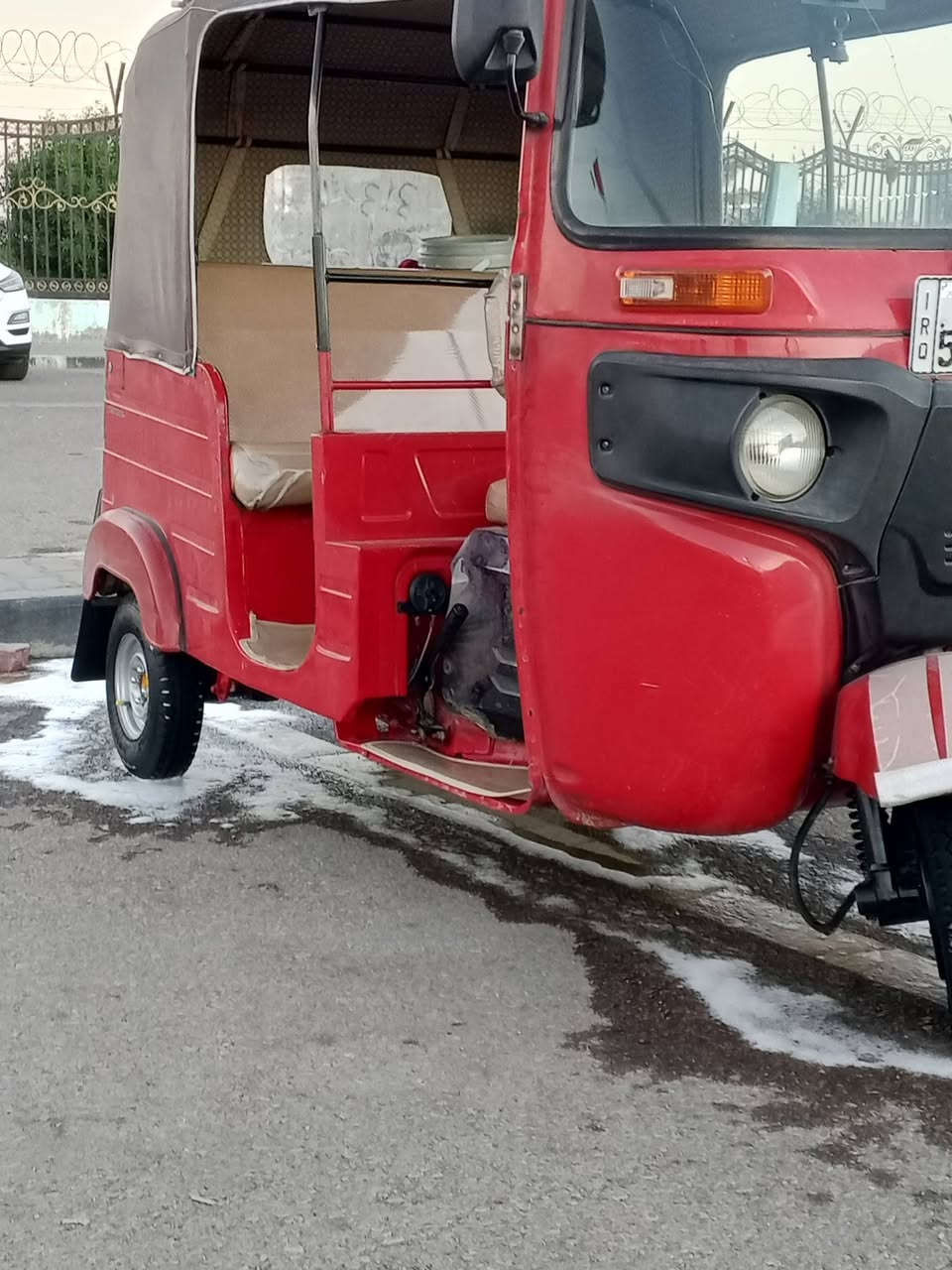 السلام عليكم تكتك للبيع مديل عشرين هاذه رقمي ***********
