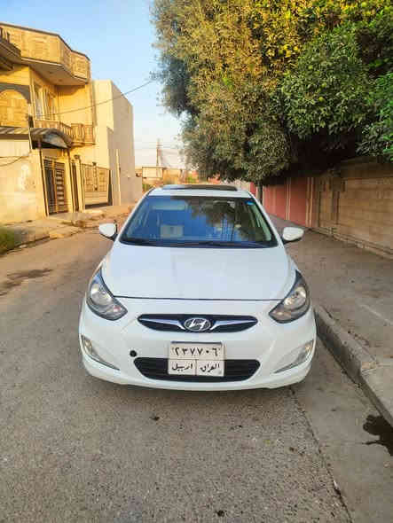 السلام عليكم 
اكسنت موديل 2012
فول مواصفات 
صبغ شبرين بالبوند 
ونص باب بدون دواخل 
محرك شرط معمر رايمن 
صدر امامي خلفي كلو جديد 
مشط جديد 
كير بي صفنه من النمره الثالثه ع الرابعه 
رقم اربيل 
للاستفسار الاتصال 

***********
