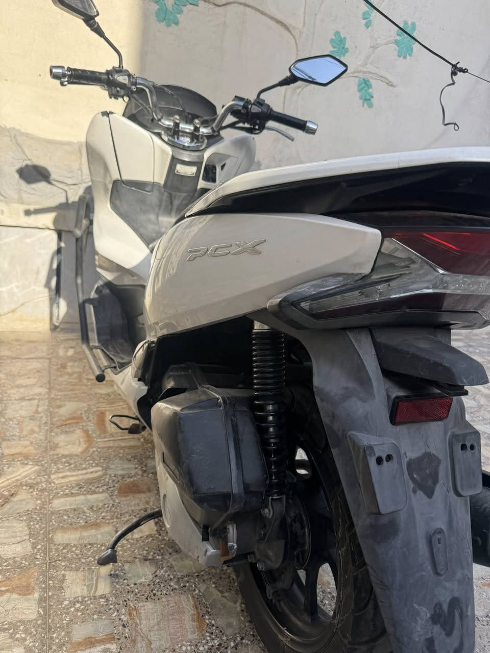 سلام عليكم لبيع دراجه بي سي اكس  جيل الثالث لدراجه طافيه  بس اكفل امكينه لاستفسار  ***********
