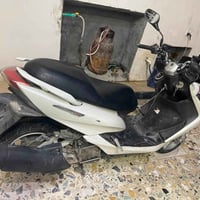 يالله سلام عليكم دراجه  سي بي دراجه محرك مكفول مجفت جديد كفاله عامه  م...