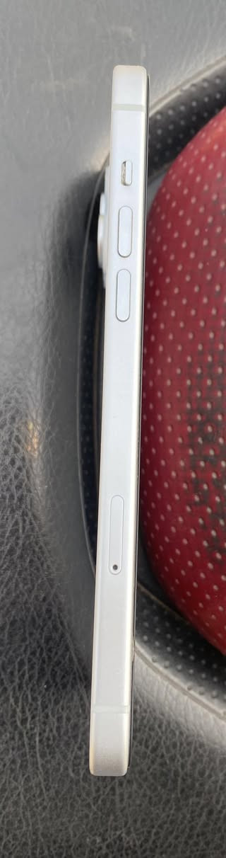 سلام عليكم
ايفون 15 بلاس

ذاكره 128

بطاريه 87

نضافه 100٪؜

نموذج m

عربي شرق اوسط 

السعر 750

الرقم. ‭***********
