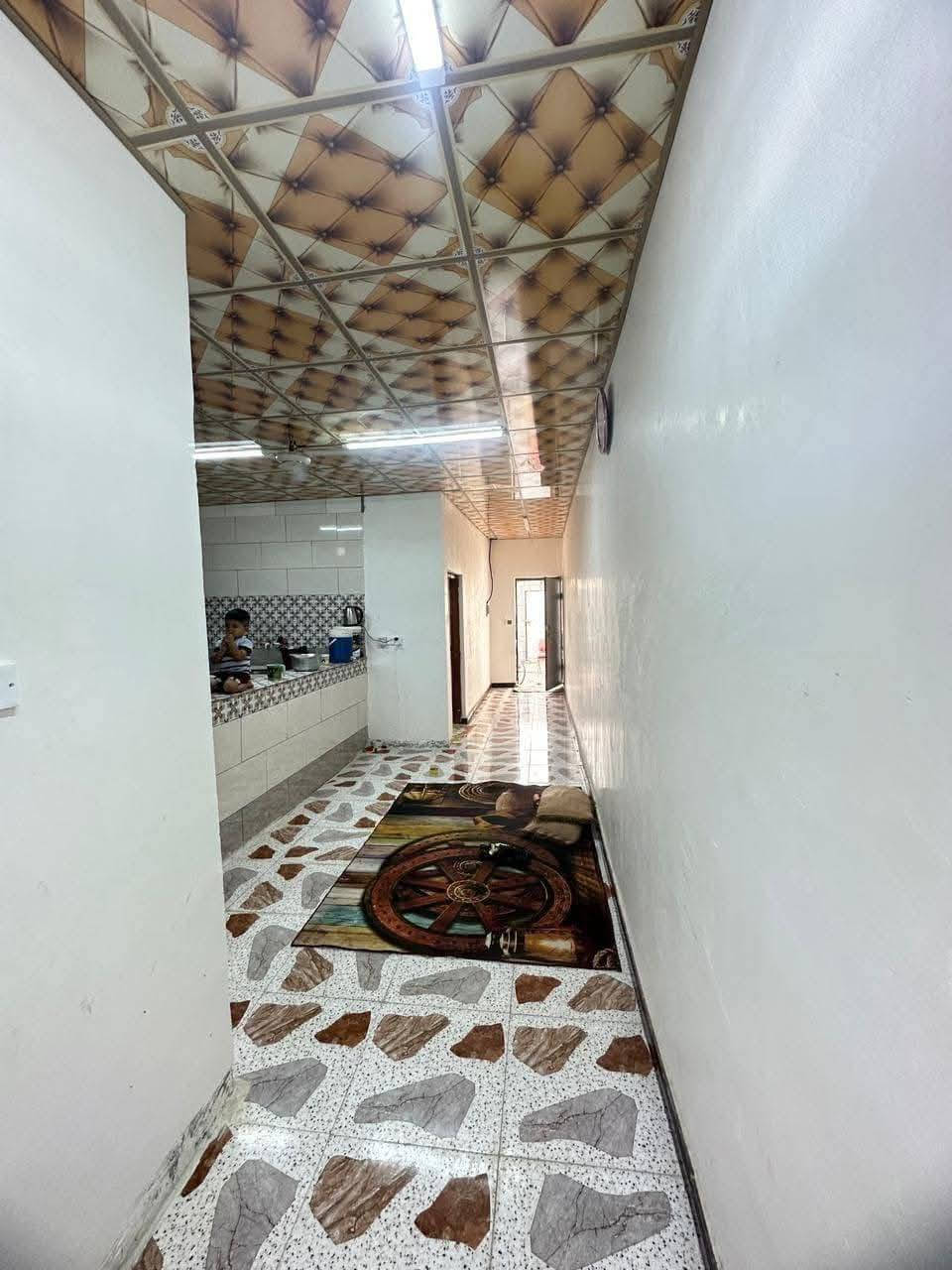 بيت اليجار يحتوي على قرف عدد 2 ومطبخ وصحيات العنوان البصره ابو لخصيب طريق الوصطي قرب المدرسة الصفره السعر اليجار 250 ألف الستفسار نتصل على الرقم *********** بي واتساب
