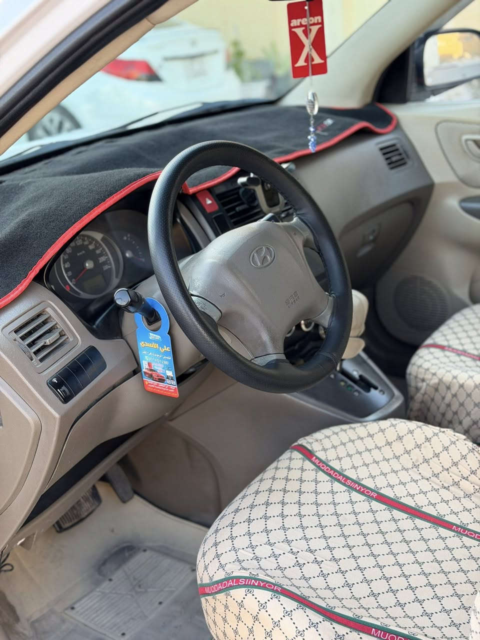 سيارة توسان 2009 

وارد خليجي محرك 2000

تخم تايرات جديد
شاشة ايباد 

تبريد تدفئة

سيارة بإسمي وماناقصهه اي شي

وكلشي موضح بالسونار وي الصور 
رايدهه 115 وبيهه مجال بسيط 

***********

مامتواجد عالفيس
