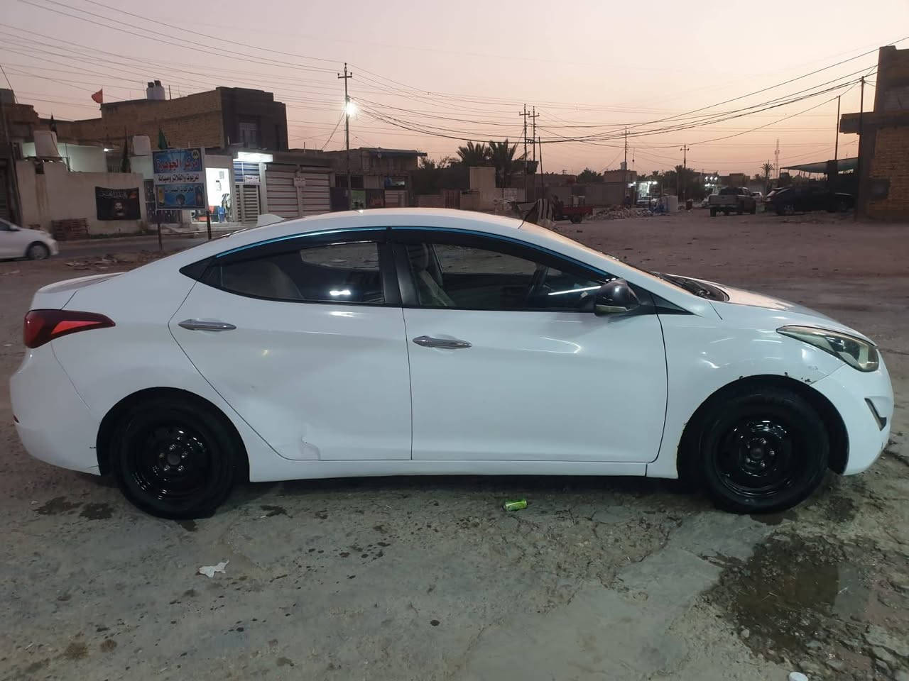 السلام عليكم
النترا موديل 16خليجي محرك 1600
رقمه ذي قار بسمي ثاني يوم اداورلك
تبريد خير من الله هستوني شاد منضومه من الطول لطول يم وليد وبعده بل ضمان
الضرر جاملق وبنيد مبدلات وبيه اوبع اصابع بل تكمه بدون اي ضرر داخلي
وبيه ضربه بل كرن مال الجنطه حتى ما مصلحه لن كلش بسيطه
وبيه دحجات قليله
السياره خير من الله مال خبزه واي نقص بيه تلاكيه بل جنطه من فيت بم واحد اضافي بل جنطه مجاول عدك اضافيات بل جنطه وخير من الله غراض كله بل جيس 😂
سعره 98وبيهه مجال بسيط حيل حيل
*********** مكاني الناصريه لاسكان الصناعي
