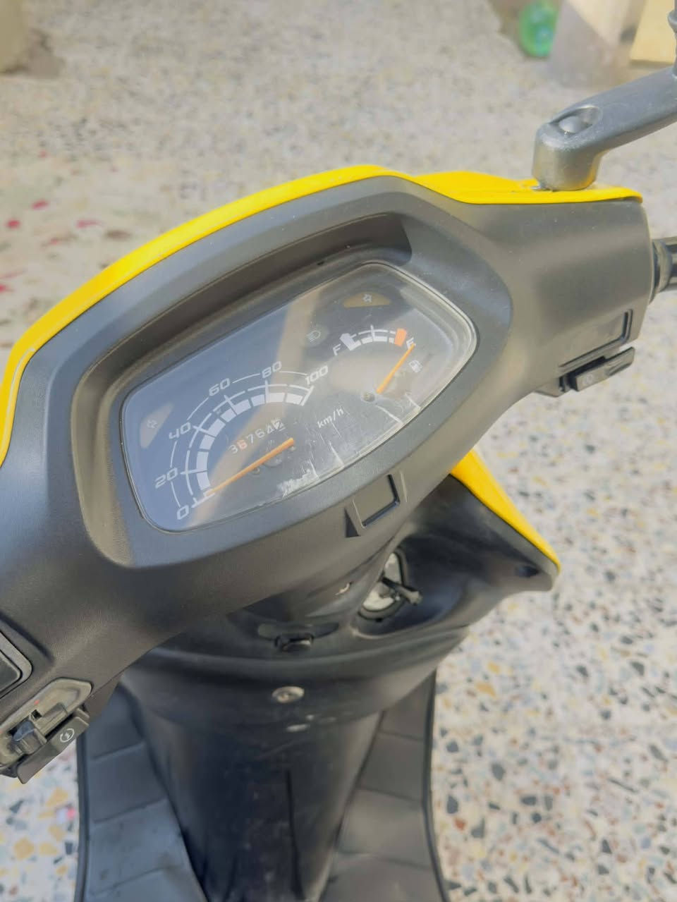 السلام عليكم دراجه سبيسي ياباني للبيع مكينه مفتوحه رايمر كهربائيات كله شغاله سلف هندر كله شغال قفل ستيرن قفل جنطة كله شغال فقط مابيه أي نقص للستفسار اتصال على رقم هاتف فقط *********** مكان كوت خاجيه
