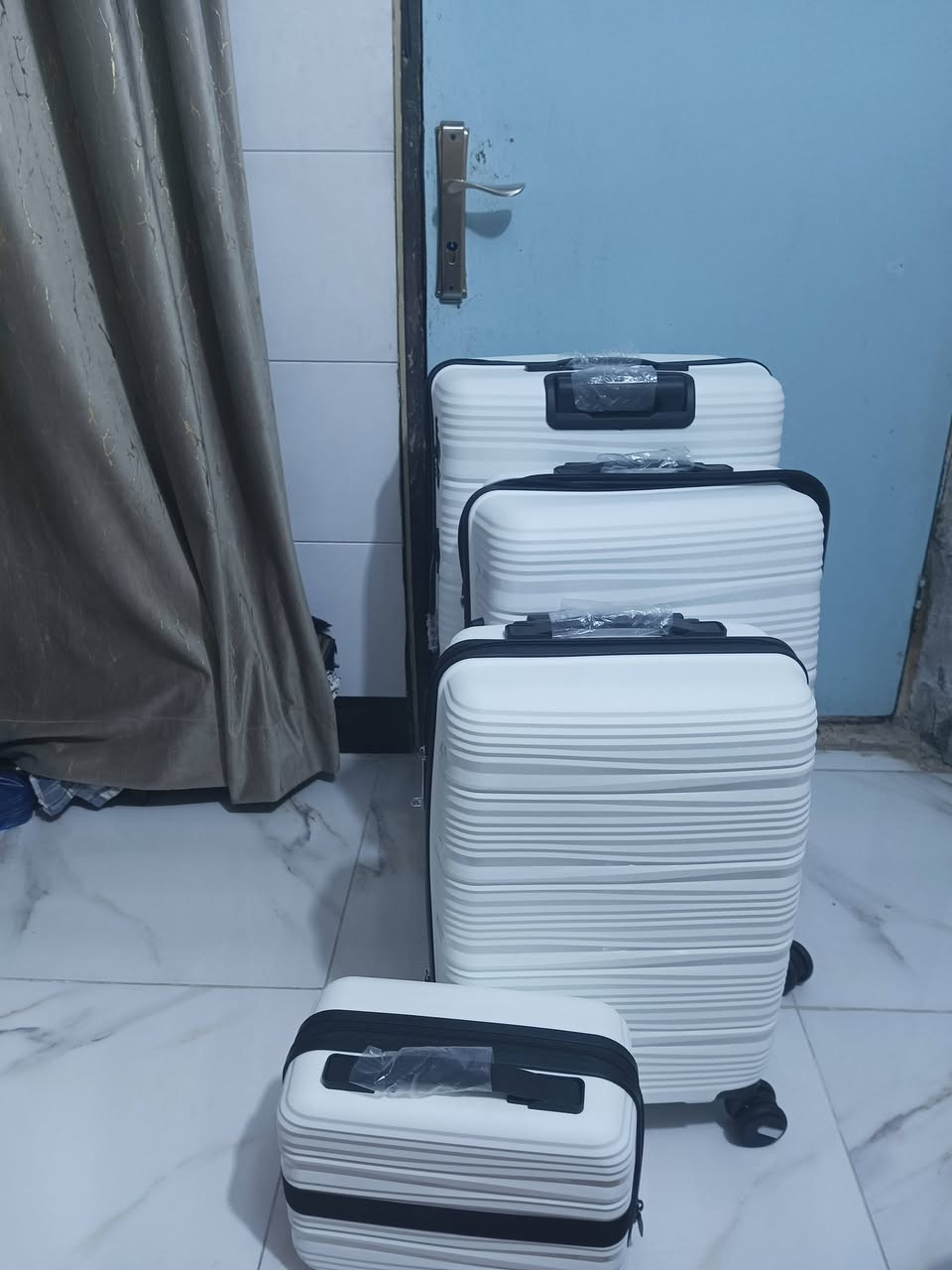 سيت جنط سفر ٤ قطع جديد غير مستخدم 
ب١٣٥ مع التوصيل لجميع المحافظات العراق متوفر


**إذا كنت صاحب هذا الإعلان وتريد حذفه لأي سبب، رجاءا أرسل رسالة إلى الدعم الفني**