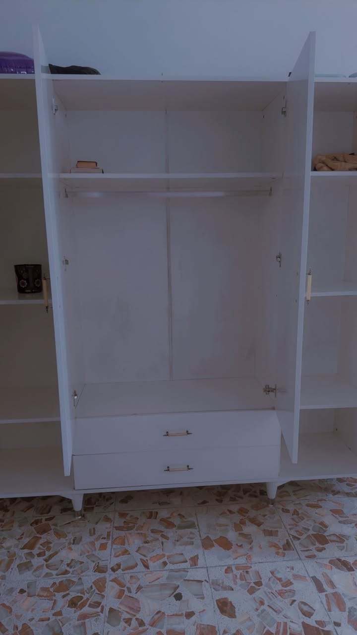 السلام عليكم أغراض للبيع كنتور تركي تكمه 4 باب 200 جربايه طفل حديد مع دوشك 40 جرابي عدد 2 مع دواشك وحده 25 الف قنفه مقعدين اخت جديده 60 عنوان بغداد السيديه


**إذا كنت صاحب هذا الإعلان وتريد حذفه لأي سبب، رجاءا أرسل رسالة إلى الدعم الفني**