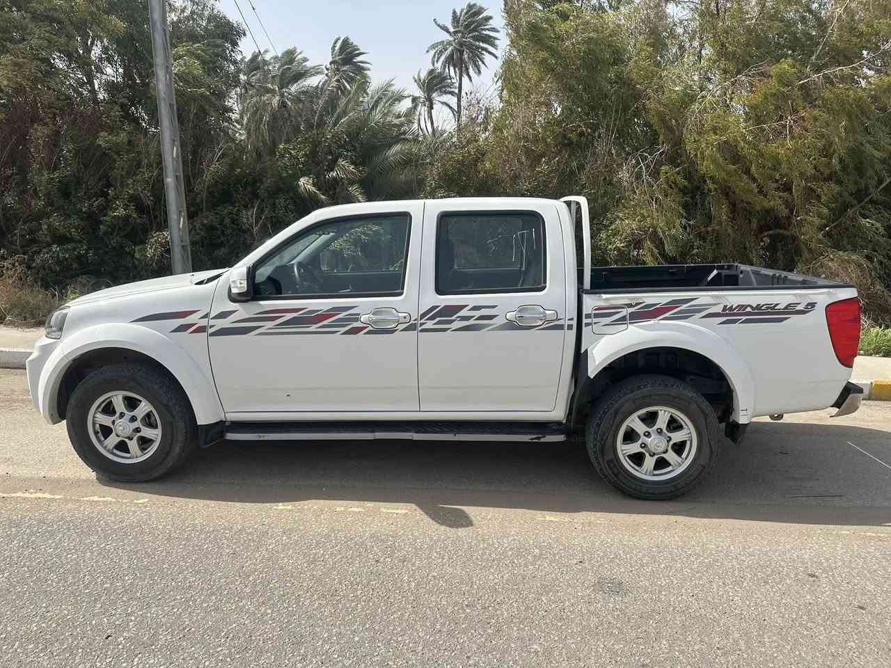 ✅ بيك اب كريت وول ونكل 5 أب كريد
✅ الموديل 2024  محرك 2.4 كير واكسل  كفالة 
✅ تبريد ثلج 
✅ ماشية 56 الف قابل للزيادة 
✅ كلين تايتل مكفولة عام 
✅ بدي كت نفخ بلاد
✅ محرك بانزين 
✅ المواصفات 
- تركشن كنترول :مانع انزلاق 
- اوتو بريك هولد : مانع ازلاق من منحدرات 
- تحكم مري كهرباء 
- كير عادي 
- دواخل أسود
- شاشة بلادية
- تحكم ستيرن
- كشن السايق كهربائي 
- حساسات خلفي 
- وبقية المواصفات المعروفة 
✅ رقمها بغداد 
✅ السيارة بإسمي شوكت متريد احولك
✅ مكان السيارة حلة او بغداد حسب الاتفاق 
✅ ✅ لمعرفة السعر المطلوب اكتب بالتعليقات✅ ✅
✅ للتواصل و الاستفسار اتصل على  *********** و متوفر واتساب
