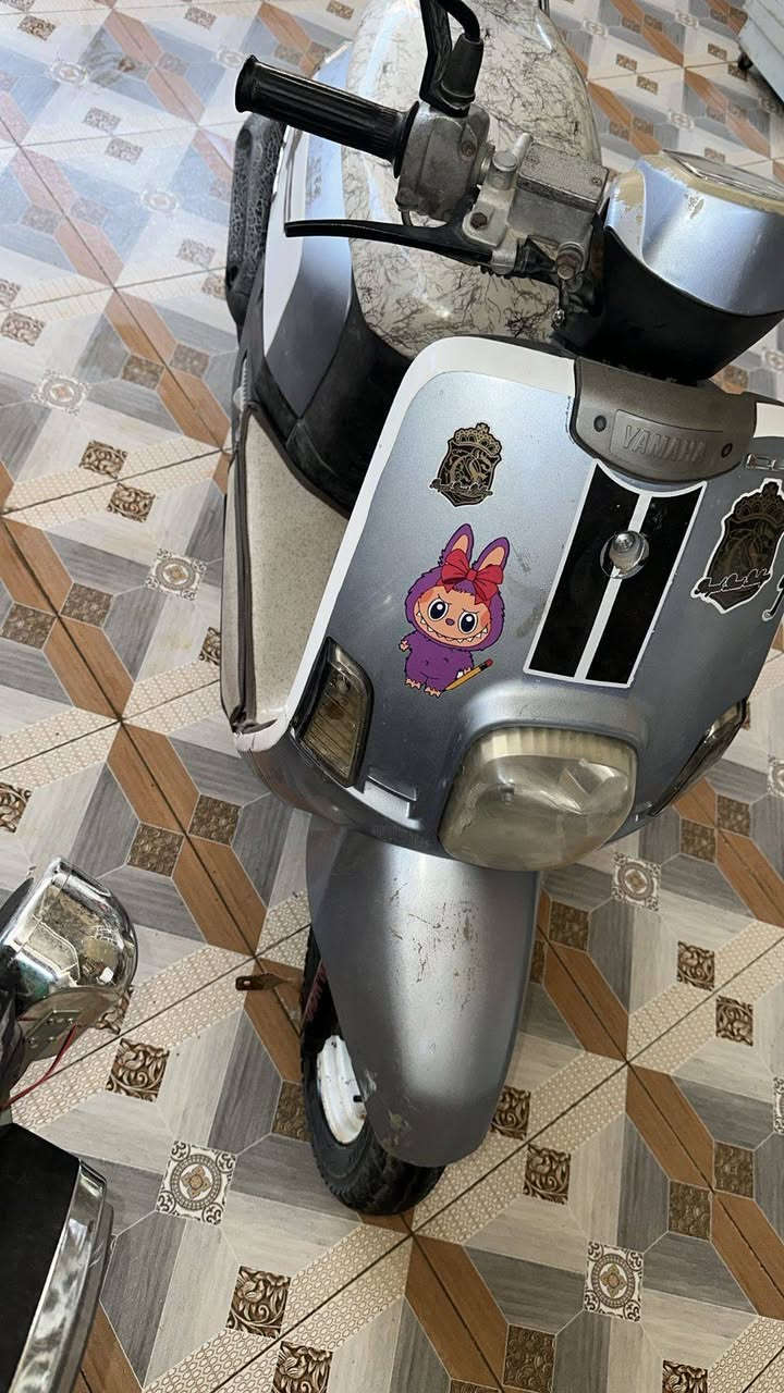 سلام عليكم للبيع دراجه بوليس نضيفه موديل 2008 دراجه ختم واحد كله بلاد كابريتر بلاد  سلف شرط شلعه معدل فول عنوان بعقوبة تقاطع القدس رقم *********** سعر 750 بيه مجال اتصل تدلل
