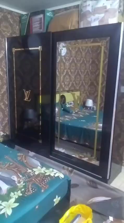 السلام عليكم غرفه للبيع كامله داخل مجمع بسمايه السعر 700


**إذا كنت صاحب هذا الإعلان وتريد حذفه لأي سبب، رجاءا أرسل رسالة إلى الدعم الفني**