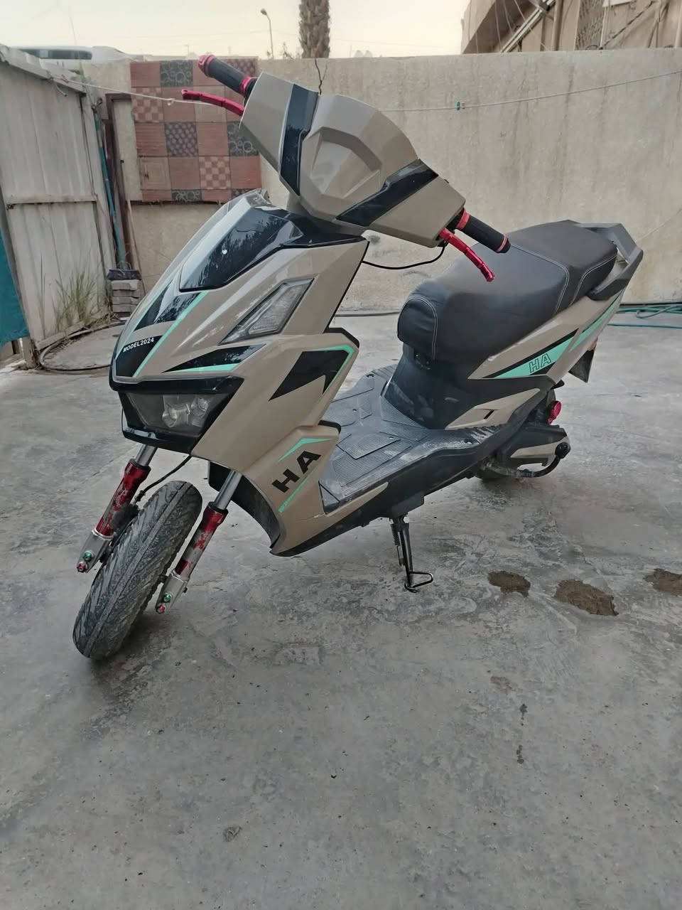 سلام عليكم
دراجه شحن للبيع موديل 2024
نوع سكنز
السعر 600 وبيها مجال
العنوان بغداد الإسكان
***********
