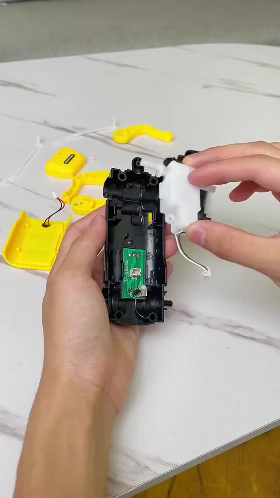 ڕۆبۆتی سەگ 
 یارییەکی زۆر نوێ و ترێند بە نرخی زۆر هەرزان و گونجاو
عەدەدێکی زۆر کەم ماوە هەر ئێستە داوا بکەن
سەردانی گروپی جوملەمان بکەن لە تێلیگرام👇👇
https://t.me/+5sNoWd9D7SEwNTBi


**إذا كنت صاحب هذا الإعلان وتريد حذفه لأي سبب، رجاءا أرسل رسالة إلى الدعم الفني**