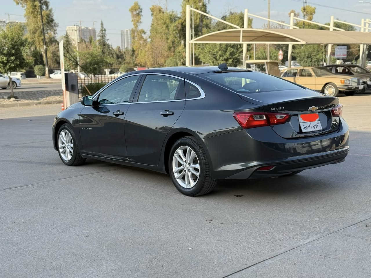 ماليبو  موديل ٢٠١٨ ، ماكينة  ٢،٥ اربعة سلندر لايوجد صبغ
***********
