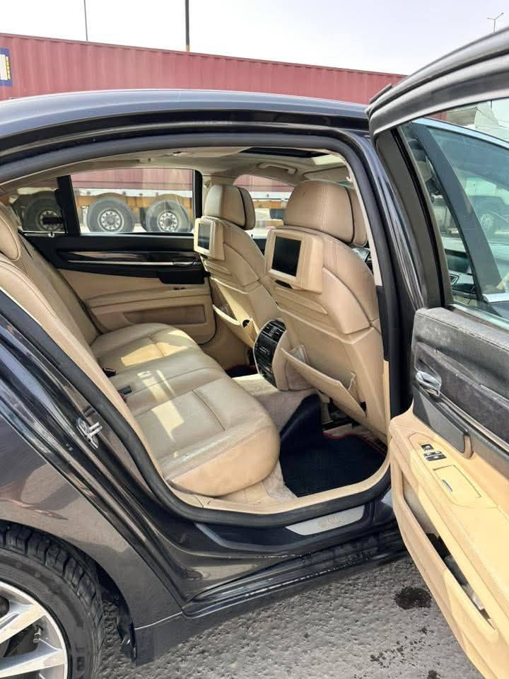 سلام عليكم بي ام دبليو ٢٠١٠ كاز 740فول مواصفات شنو بالك بيهه
مكفوله كفاله عامه لا صبغ ولا ظربه
مكانها حله بيع او مراوس حسب القناعه سعر ١٢٥ وبيه مجال لشراي *********** واتساب واتساب
