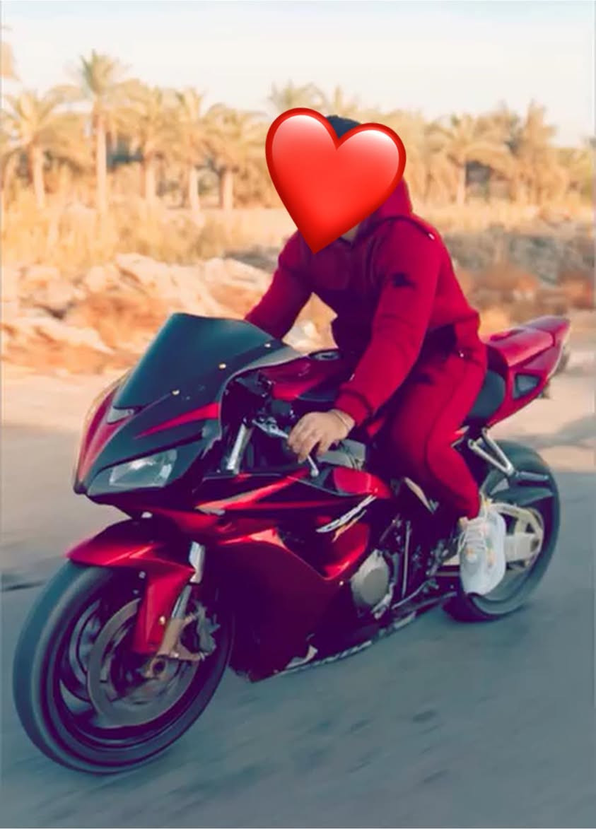 للبيع شغالة وتمشي فقط بيها خربطة
هوندا 1000rr موديل 7 
السعر 15 ورقة بابل سدة الهندية ***********
