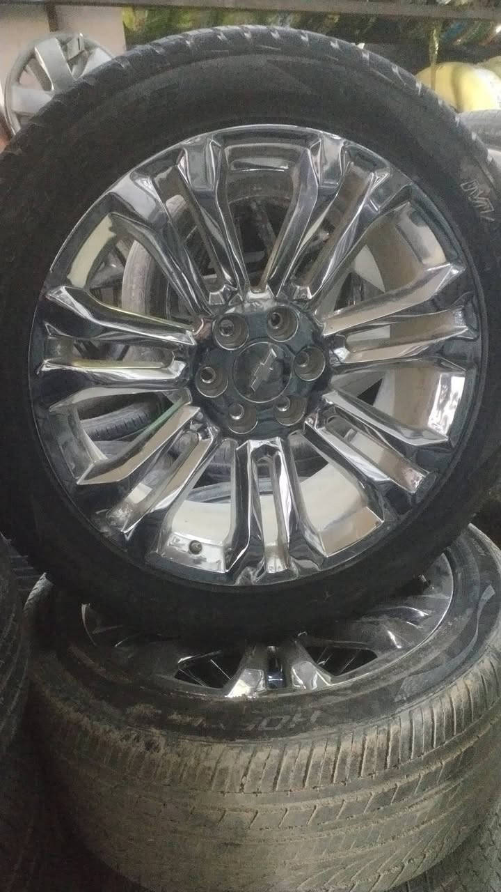 بسم الله الرحمن الرحيم وصلتنه وجبه جديده من التايرات الجديد والويلكب الجديد التفصيخ كوري وامريكي ويتوفر بيع ومراوس وشراء عنوانه كوت الخاجيه شارع ٣٠ مجاور مفروشات الحاج شمران الاستفسار الاتصال على الرقم ***********
