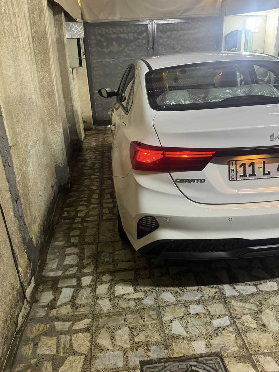 سلام عليكم سيراتو موديل 2024 خليجي مكينه 2000دوش ماشيه 53 السعر 177 للستفسار ***********
