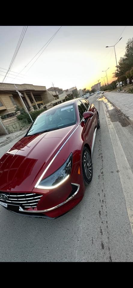 السلام عليكم شباب
سوناتا هايبرد وارد امريكي موديل 2023 فئة لمتدد فول الفول

اعلى فئة بالسوناتا--

حادث الجاملغ الخلفي الايمن وهنا طخة بيها بالباب الايمن  وعايفها ممسويها موضحلك كلشي بالصور  والسونار هم موجود 

بجم كبس 

  شنو ابالك بيها مواصفات
تشغيل عن بعد 

اوتو بارك تتقدم وترجع بالريمونت 

رقم بغداد بأسمي  تحويل ثاني يوم

السايره دخول جديد وترقيم جديد 

1- بصمة ابواب لمس + تشغيل + صندوق

2- بانوراما ( فتحة سقف ) + بردة سقف كهربائي 

3- دشبول دجتال متغير 3 الوان

4- كشنات جلد

5- كشن كهرباء  2 امامي 

6- كشنات تدفئة تبريد

7- خزن 128 كيكا + ( android auto + apple car play)

8- 4 رادرات امامي وخلفي وجانبي + توقف تلقائي

9- اشاير في المري + نفطة عمياء في المري

10- انارة داخلية مركزيه 13 لون بلادي بيبان ودشبول

11- شاشة الحجم الكبير 12 انج + تحكم عام على السياره

12- سستم صوت BOSE الصوت 12 سماعة و دمام 2

13- لايت امامي 4 عدسات LED بكلايتات لد

14- هاندبريك بصمه + اوتو هولد للتوقف في الازدحامات

15- شاحنة طوارئ شحن سريع

16- منفذ USB امامي خلفي 

17- شفتات في الاستيرن كير ( تبترونك رياضي )

18- نظام المساعده على الاصطفاف

19- نظام الترحيب عنده الاقتراب داخل وخارج السياره

20- ويل سبورت N حجم 19 

21- 4 وضعيات قياده + تغير اللون في الدشبول 

22- نظام تحديد المسار 

23- مثبت سرعه 

24- نظام مستشعرات في الباب من تنفتح الباب تتوقف السياره 

25- تبريد السياره بيانو 

26- كيجات الكتورنية

27- كير 8 نمر دبل گلج

28-  خمس كامرات

مكان السيارة (بغداد حي العدل)

سعر 198 

واتساب او الاتصال عالرقم (***********)
