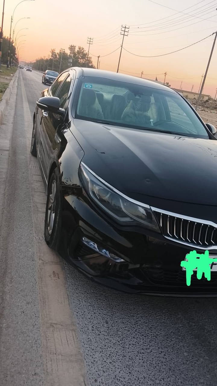 سلام عليكم سياره نوع كيه اوبتيما مديل 2019وارد امريكي سياره جديده كير مكينه حدايده تبريد ثلج تخم تاير كشنات جلت شاشه اشاير مري رقم بغداد بسمي تحويل ثاني يوم سياره كلش جديده مانقصهه شي مكينه 2400 بيه قطعه ونص صبغ كلير اثر شخوط ولباقي كفاله مكان السياره كربلاء المقدسة السعر 112وبيه مجال قليل حك جيه رقم الهاتف ***********
