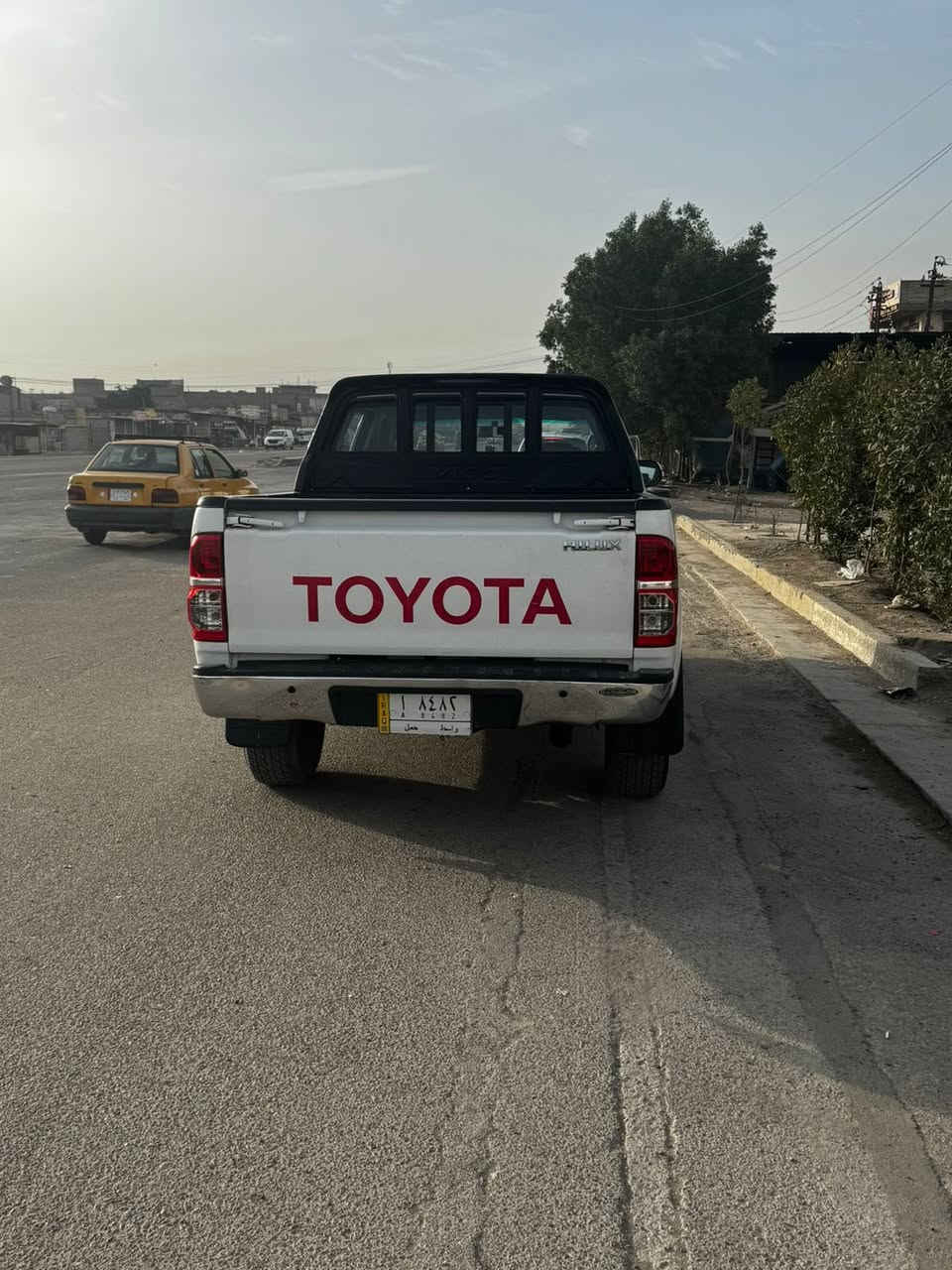 تويوتا هايلوكس مديل 2014 رقم واسط 
تبديل دعامية فقط 
مكانها بغداد حي النصر 
السعر 215 بيها مجال 
رقم صاحب السيارة 
***********‬
اني مكلف بالنشر 
تفاصيل اكثر اتصل وتدلل
